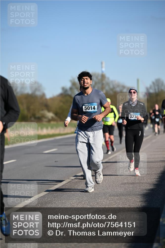 06.04.2025 - 44. Internationalen Wilhelmsburger Insellauf Dr. Thomas Lammeyer http://msf.ph/oto/7564151 06.04.2025 09:38:59 Laufen 5014, 323 meine-sportfotos.de