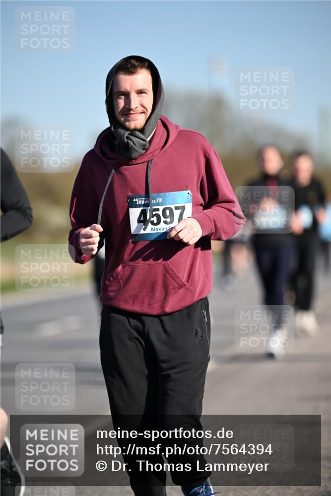 06.04.2025 - 44. Internationalen Wilhelmsburger Insellauf Dr. Thomas Lammeyer http://msf.ph/oto/7564394 06.04.2025 09:39:17 Laufen 4597 meine-sportfotos.de