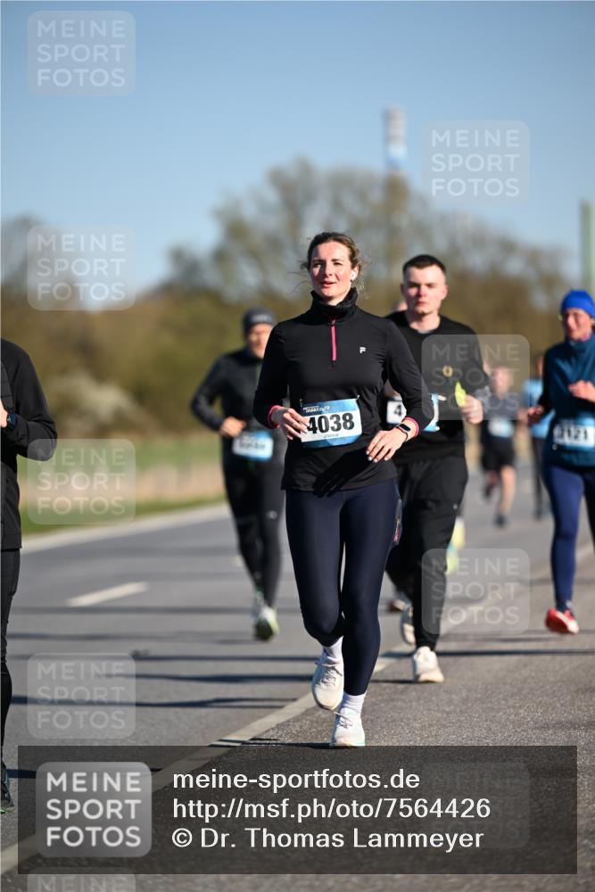 06.04.2025 - 44. Internationalen Wilhelmsburger Insellauf Dr. Thomas Lammeyer http://msf.ph/oto/7564426 06.04.2025 09:39:20 Laufen 4038 meine-sportfotos.de