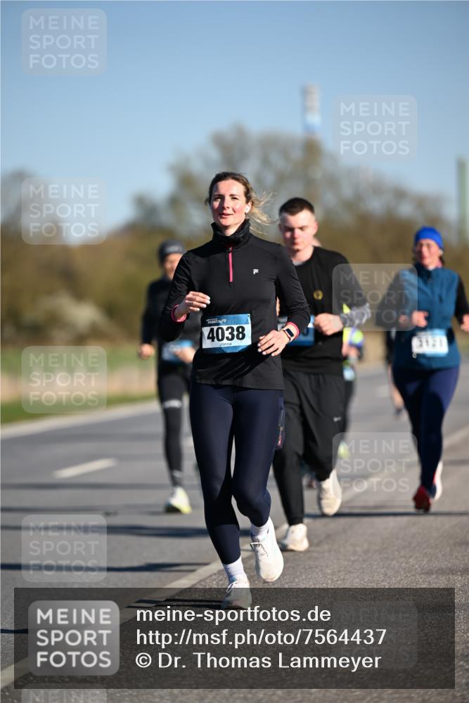 06.04.2025 - 44. Internationalen Wilhelmsburger Insellauf Dr. Thomas Lammeyer http://msf.ph/oto/7564437 06.04.2025 09:39:20 Laufen 4038 meine-sportfotos.de