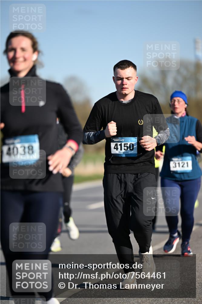 06.04.2025 - 44. Internationalen Wilhelmsburger Insellauf Dr. Thomas Lammeyer http://msf.ph/oto/7564461 06.04.2025 09:39:22 Laufen 4038, 4150, 3121 meine-sportfotos.de