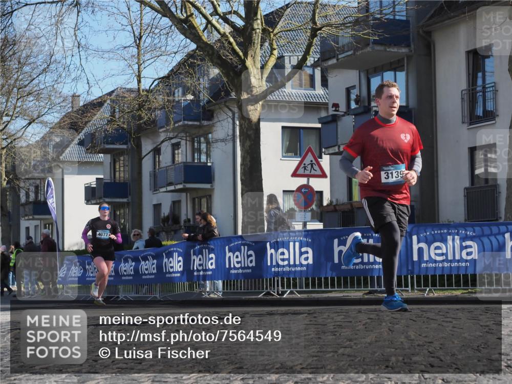 06.04.2025 - 44. Internationalen Wilhelmsburger Insellauf Luisa Fischer http://msf.ph/oto/7564549 06.04.2025 10:36:23 Ziel 4077, 3139 meine-sportfotos.de