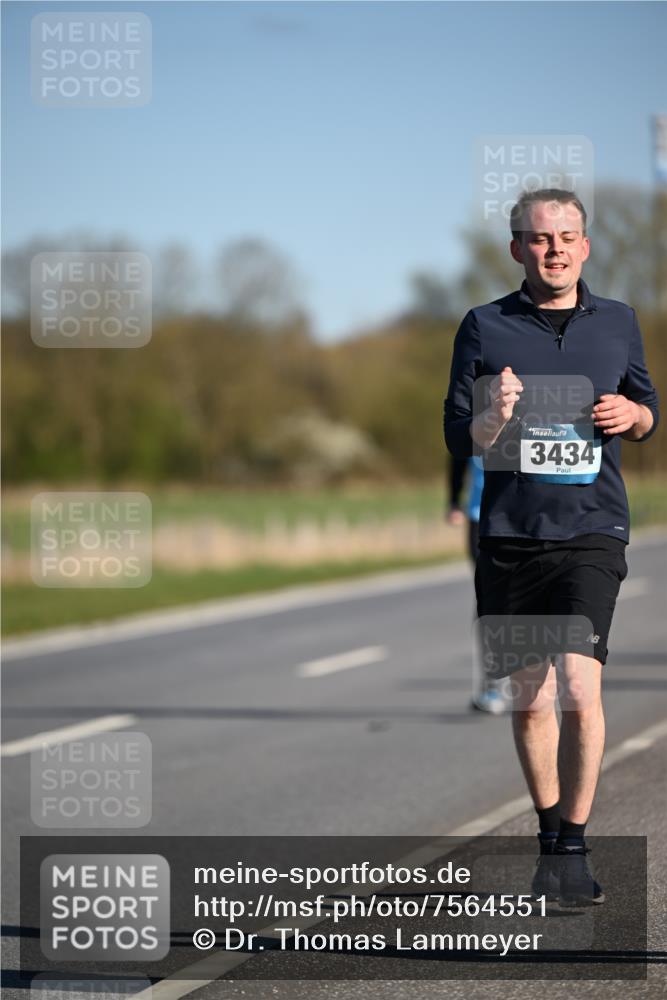 06.04.2025 - 44. Internationalen Wilhelmsburger Insellauf Dr. Thomas Lammeyer http://msf.ph/oto/7564551 06.04.2025 09:39:31 Laufen 3434 meine-sportfotos.de