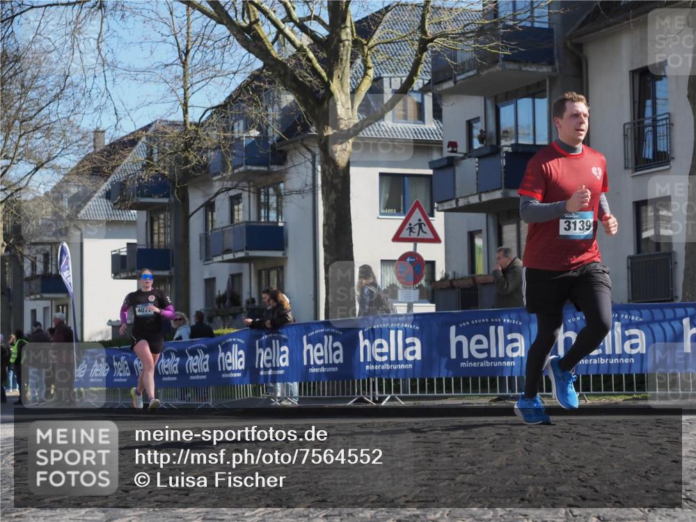 06.04.2025 - 44. Internationalen Wilhelmsburger Insellauf Luisa Fischer http://msf.ph/oto/7564552 06.04.2025 10:36:23 Ziel 407, 3139 meine-sportfotos.de