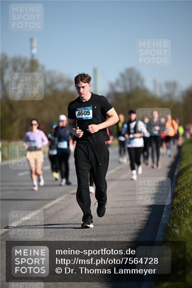 06.04.2025 - 44. Internationalen Wilhelmsburger Insellauf Dr. Thomas Lammeyer http://msf.ph/oto/7564728 06.04.2025 09:39:48 Laufen 4605 meine-sportfotos.de
