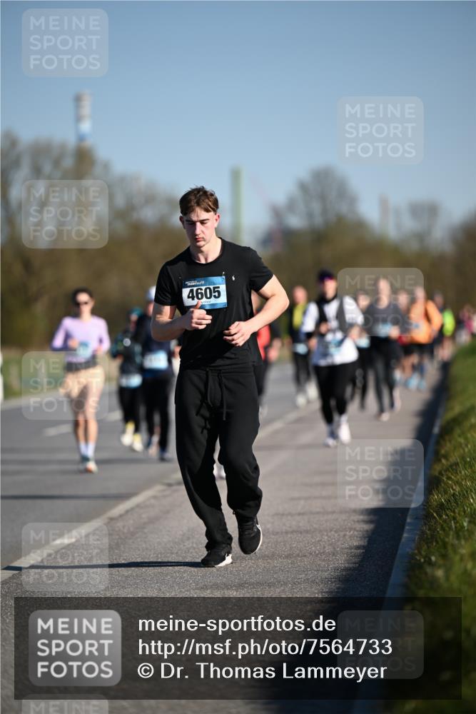 06.04.2025 - 44. Internationalen Wilhelmsburger Insellauf Dr. Thomas Lammeyer http://msf.ph/oto/7564733 06.04.2025 09:39:48 Laufen 4605 meine-sportfotos.de