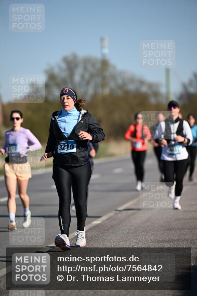 06.04.2025 - 44. Internationalen Wilhelmsburger Insellauf Dr. Thomas Lammeyer http://msf.ph/oto/7564842 06.04.2025 09:39:53 Laufen 2017, 3210 meine-sportfotos.de