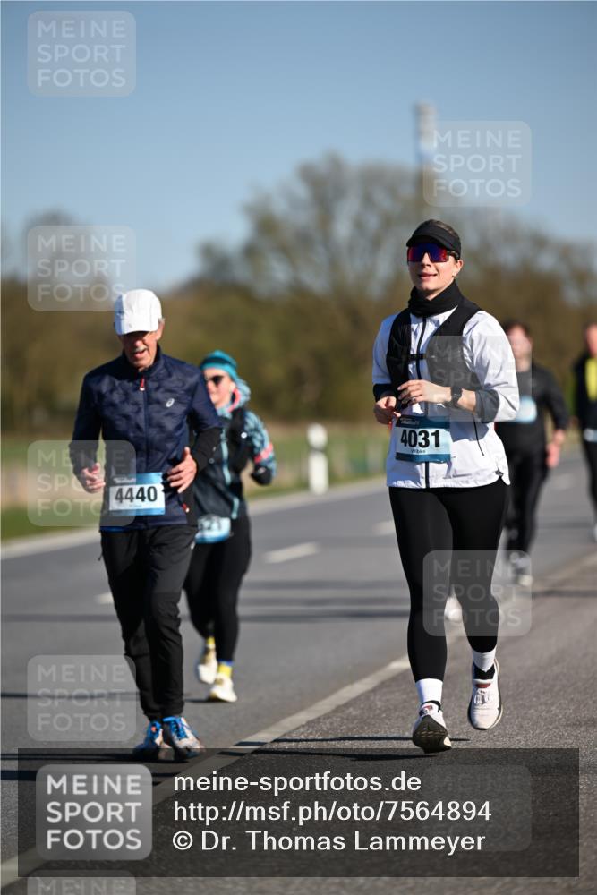 06.04.2025 - 44. Internationalen Wilhelmsburger Insellauf Dr. Thomas Lammeyer http://msf.ph/oto/7564894 06.04.2025 09:39:57 Laufen 4440, 4031 meine-sportfotos.de