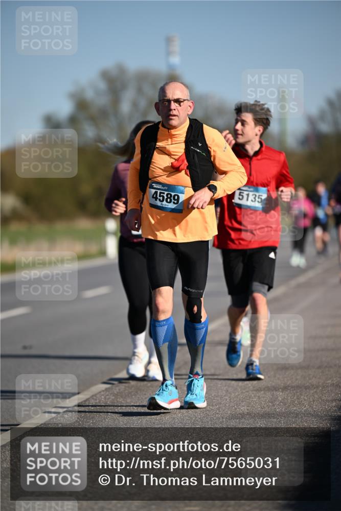 06.04.2025 - 44. Internationalen Wilhelmsburger Insellauf Dr. Thomas Lammeyer http://msf.ph/oto/7565031 06.04.2025 09:40:09 Laufen 4589, 5135 meine-sportfotos.de