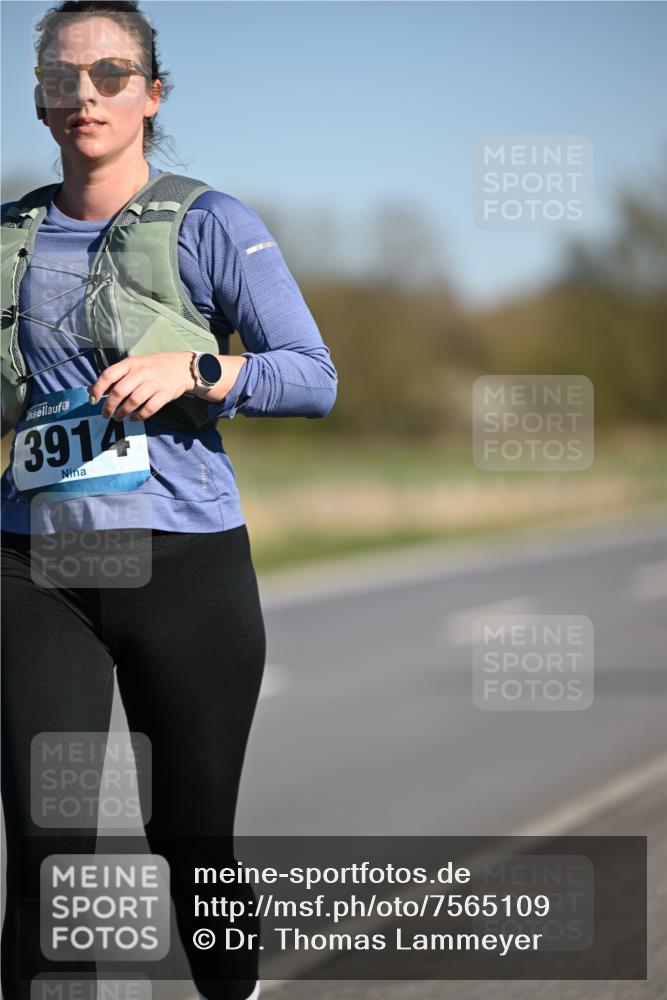 06.04.2025 - 44. Internationalen Wilhelmsburger Insellauf Dr. Thomas Lammeyer http://msf.ph/oto/7565109 06.04.2025 09:40:14 Laufen 3914 meine-sportfotos.de