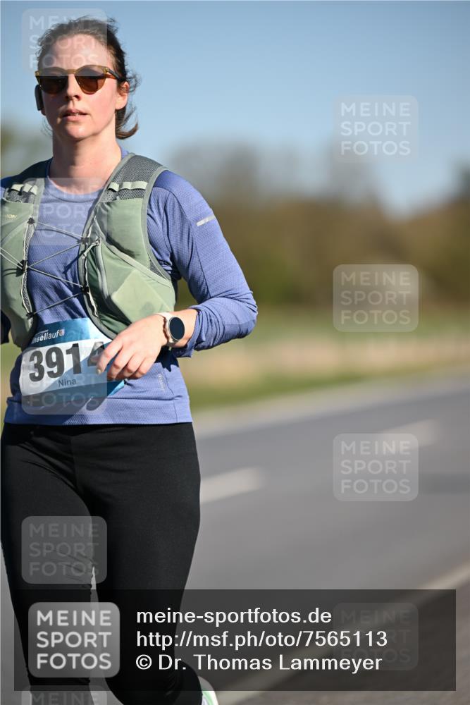 06.04.2025 - 44. Internationalen Wilhelmsburger Insellauf Dr. Thomas Lammeyer http://msf.ph/oto/7565113 06.04.2025 09:40:14 Laufen 3914 meine-sportfotos.de