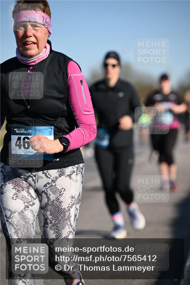 06.04.2025 - 44. Internationalen Wilhelmsburger Insellauf Dr. Thomas Lammeyer http://msf.ph/oto/7565412 06.04.2025 09:40:44 Laufen 44, 46 meine-sportfotos.de