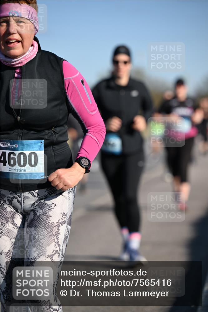 06.04.2025 - 44. Internationalen Wilhelmsburger Insellauf Dr. Thomas Lammeyer http://msf.ph/oto/7565416 06.04.2025 09:40:45 Laufen 4600 meine-sportfotos.de