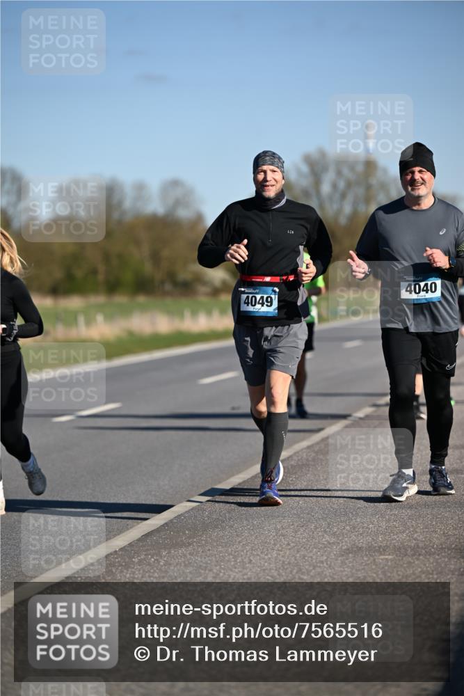 06.04.2025 - 44. Internationalen Wilhelmsburger Insellauf Dr. Thomas Lammeyer http://msf.ph/oto/7565516 06.04.2025 09:40:51 Laufen 4049, 4040 meine-sportfotos.de