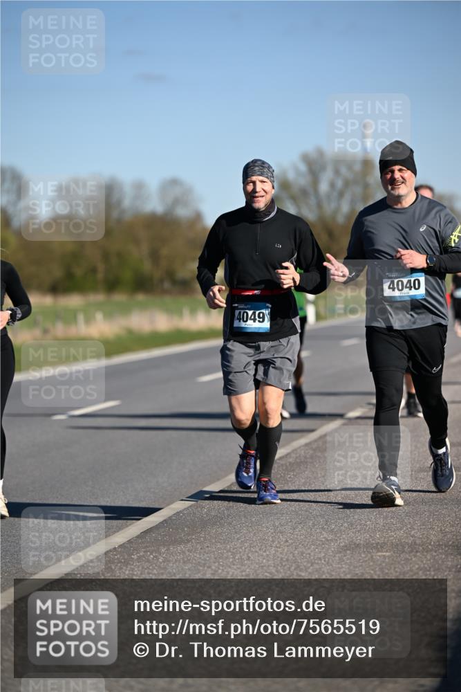 06.04.2025 - 44. Internationalen Wilhelmsburger Insellauf Dr. Thomas Lammeyer http://msf.ph/oto/7565519 06.04.2025 09:40:51 Laufen 4049, 4040 meine-sportfotos.de