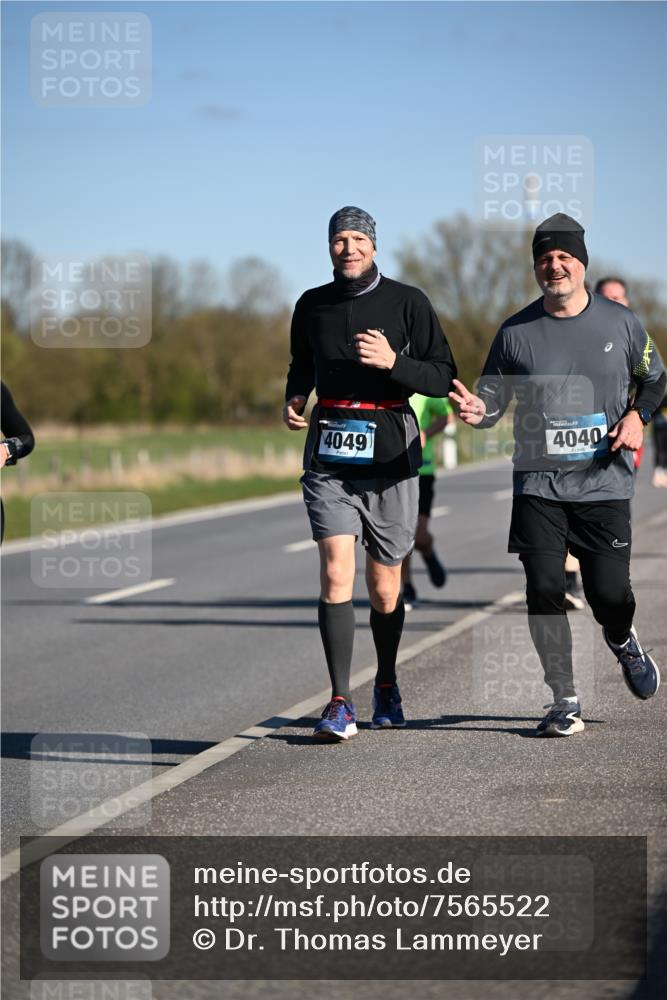 06.04.2025 - 44. Internationalen Wilhelmsburger Insellauf Dr. Thomas Lammeyer http://msf.ph/oto/7565522 06.04.2025 09:40:51 Laufen 4049, 4040 meine-sportfotos.de