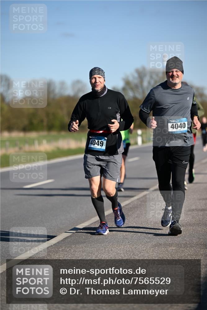 06.04.2025 - 44. Internationalen Wilhelmsburger Insellauf Dr. Thomas Lammeyer http://msf.ph/oto/7565529 06.04.2025 09:40:52 Laufen 4049, 4040 meine-sportfotos.de
