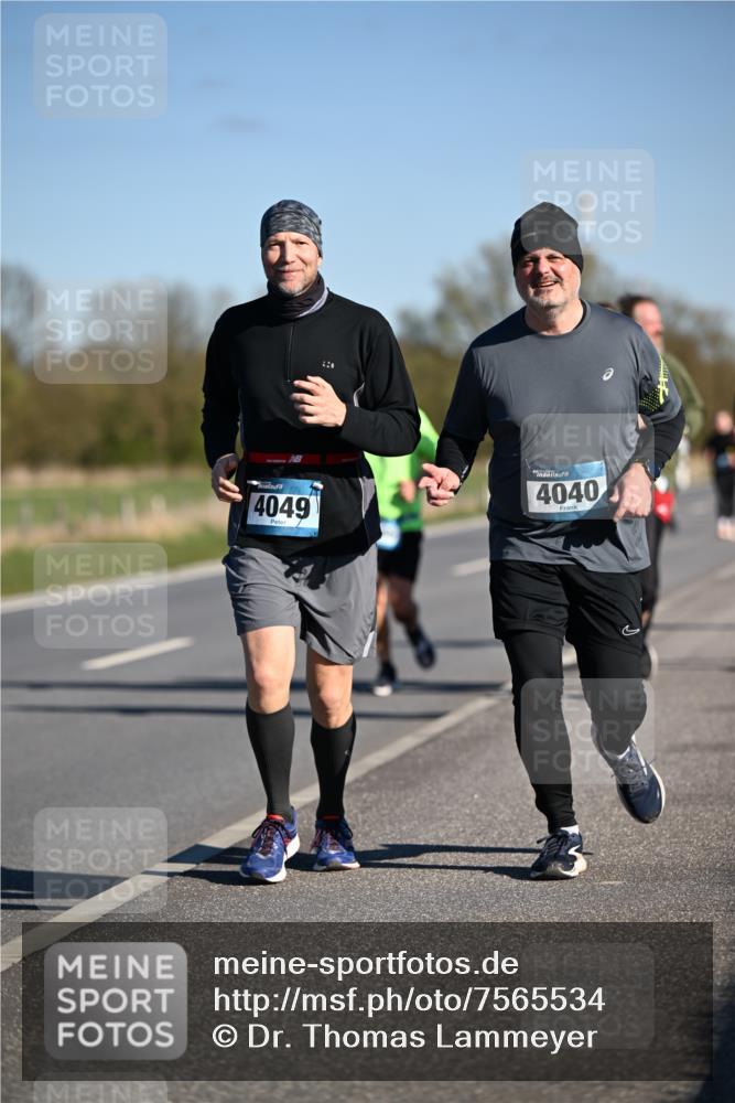 06.04.2025 - 44. Internationalen Wilhelmsburger Insellauf Dr. Thomas Lammeyer http://msf.ph/oto/7565534 06.04.2025 09:40:52 Laufen 4049, 4040 meine-sportfotos.de