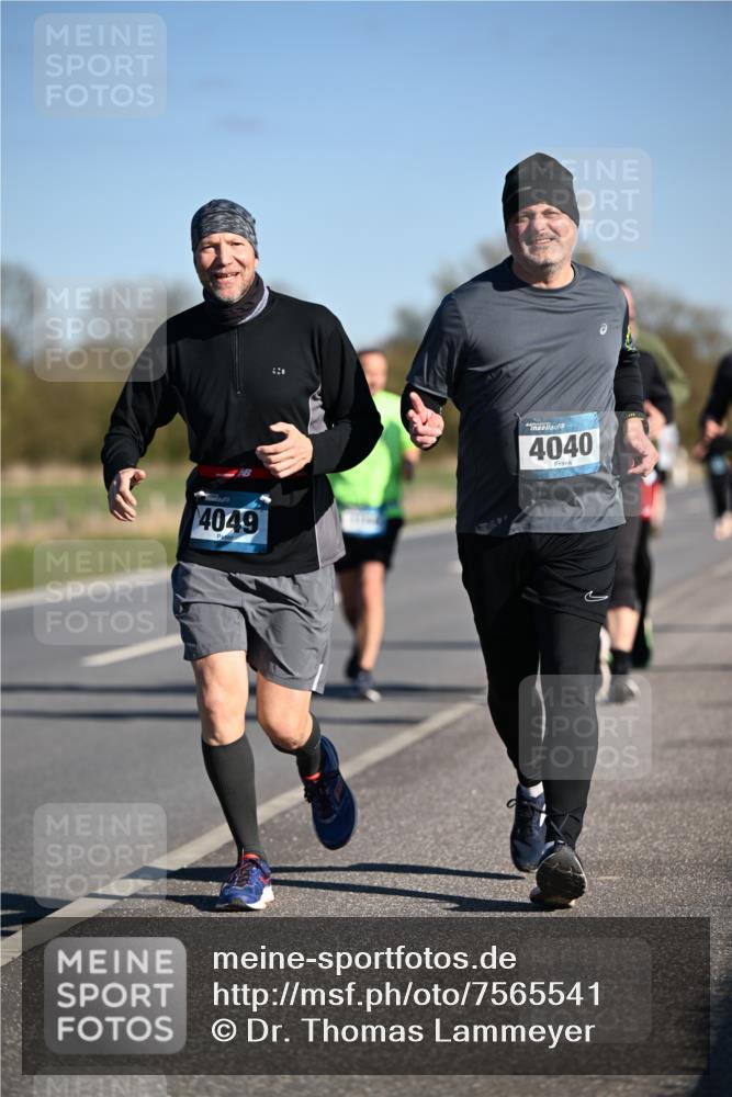 06.04.2025 - 44. Internationalen Wilhelmsburger Insellauf Dr. Thomas Lammeyer http://msf.ph/oto/7565541 06.04.2025 09:40:52 Laufen 4049, 4040 meine-sportfotos.de