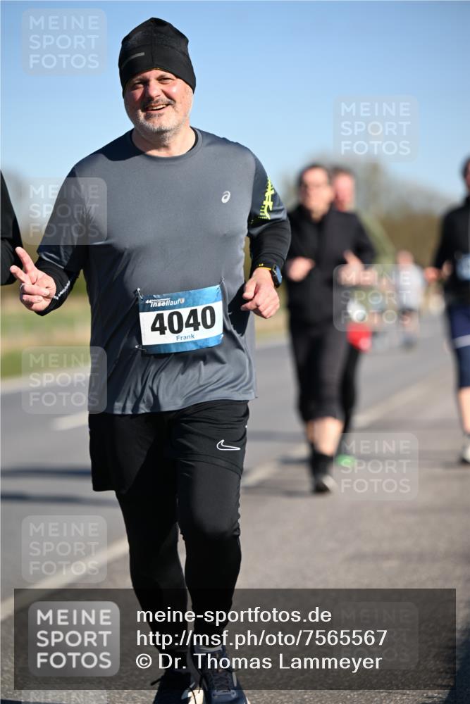 06.04.2025 - 44. Internationalen Wilhelmsburger Insellauf Dr. Thomas Lammeyer http://msf.ph/oto/7565567 06.04.2025 09:40:54 Laufen 4040 meine-sportfotos.de