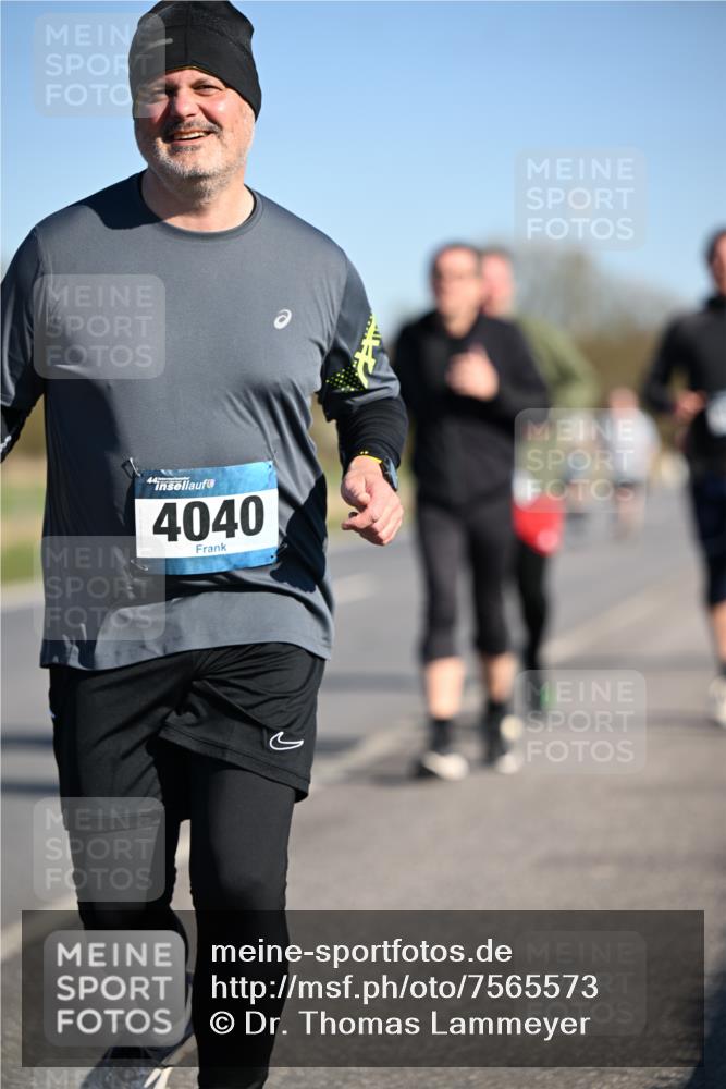 06.04.2025 - 44. Internationalen Wilhelmsburger Insellauf Dr. Thomas Lammeyer http://msf.ph/oto/7565573 06.04.2025 09:40:54 Laufen 4040 meine-sportfotos.de