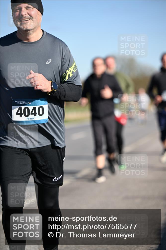 06.04.2025 - 44. Internationalen Wilhelmsburger Insellauf Dr. Thomas Lammeyer http://msf.ph/oto/7565577 06.04.2025 09:40:54 Laufen 4040 meine-sportfotos.de