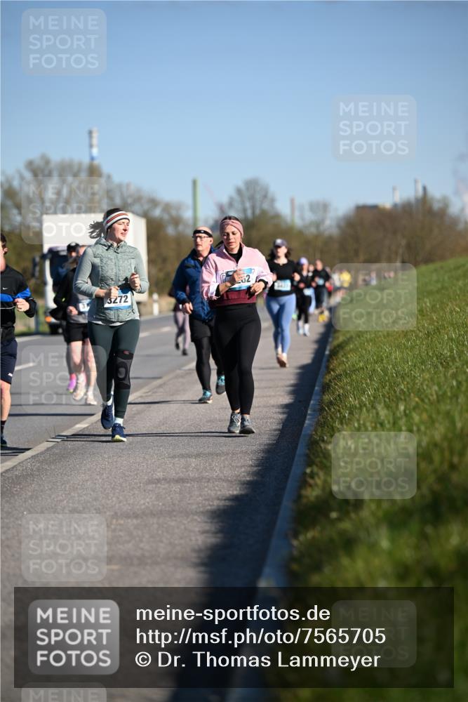 06.04.2025 - 44. Internationalen Wilhelmsburger Insellauf Dr. Thomas Lammeyer http://msf.ph/oto/7565705 06.04.2025 09:41:11 Laufen 02, 3272 meine-sportfotos.de