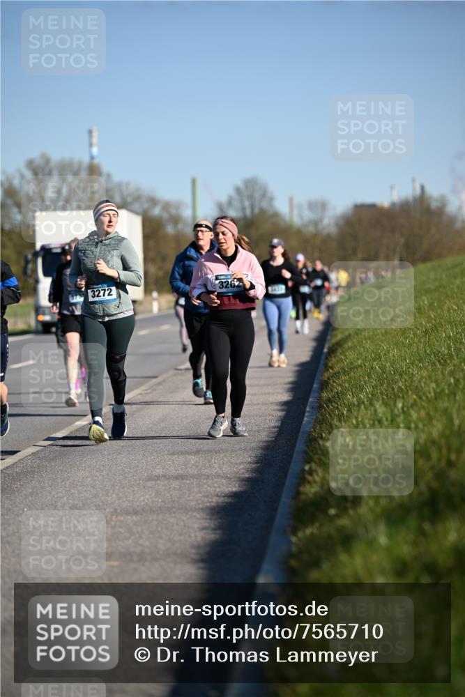 06.04.2025 - 44. Internationalen Wilhelmsburger Insellauf Dr. Thomas Lammeyer http://msf.ph/oto/7565710 06.04.2025 09:41:11 Laufen 3272, 326, 13433 meine-sportfotos.de