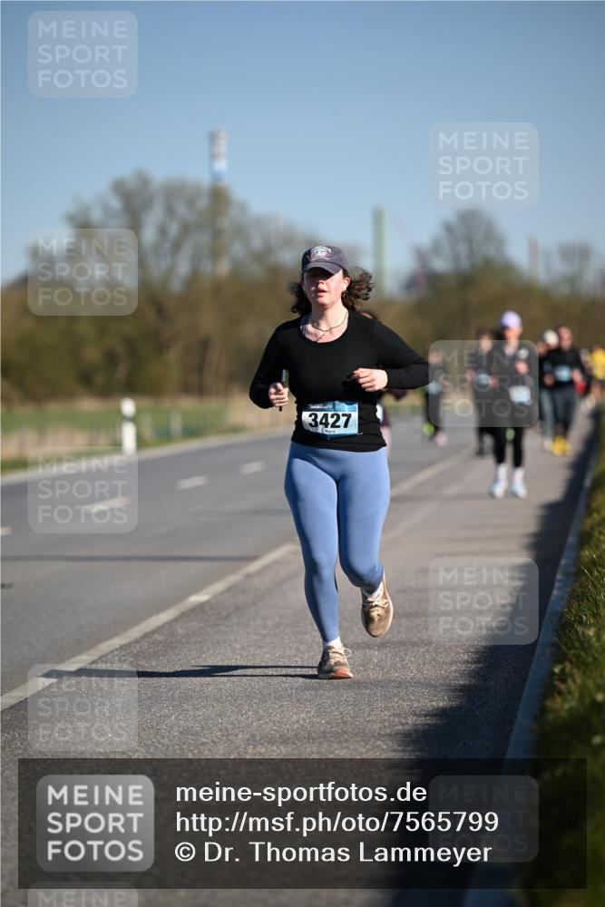06.04.2025 - 44. Internationalen Wilhelmsburger Insellauf Dr. Thomas Lammeyer http://msf.ph/oto/7565799 06.04.2025 09:41:18 Laufen 3427 meine-sportfotos.de
