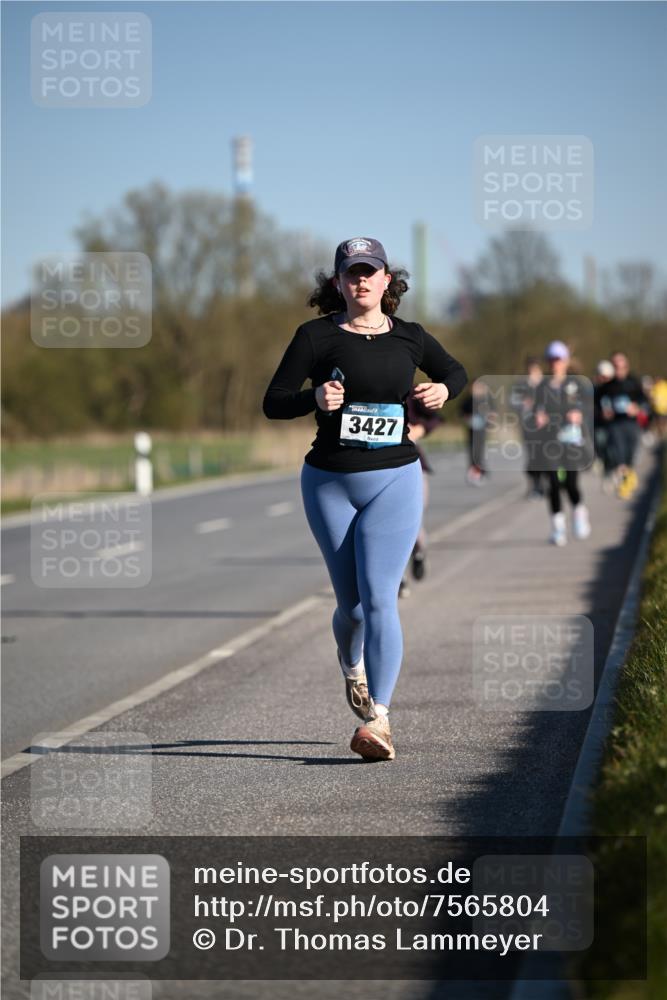 06.04.2025 - 44. Internationalen Wilhelmsburger Insellauf Dr. Thomas Lammeyer http://msf.ph/oto/7565804 06.04.2025 09:41:18 Laufen 3427, 17 meine-sportfotos.de