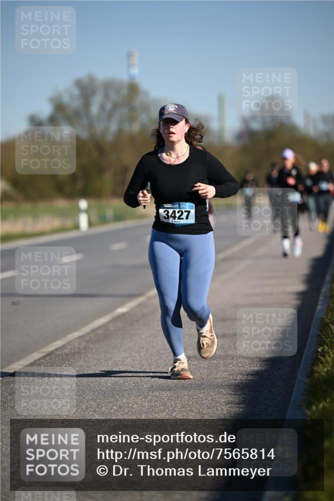 06.04.2025 - 44. Internationalen Wilhelmsburger Insellauf Dr. Thomas Lammeyer http://msf.ph/oto/7565814 06.04.2025 09:41:19 Laufen 3427 meine-sportfotos.de