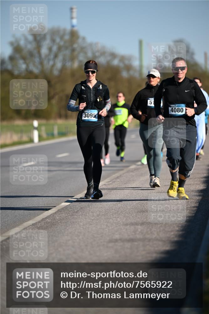 06.04.2025 - 44. Internationalen Wilhelmsburger Insellauf Dr. Thomas Lammeyer http://msf.ph/oto/7565922 06.04.2025 09:41:33 Laufen 3095, 5, 4080 meine-sportfotos.de