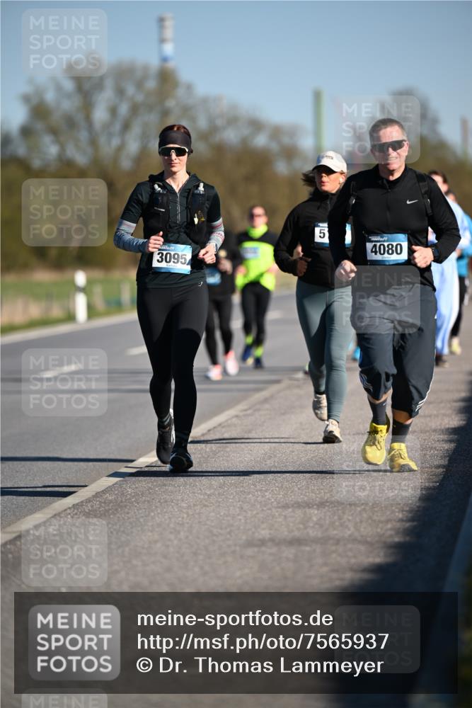 06.04.2025 - 44. Internationalen Wilhelmsburger Insellauf Dr. Thomas Lammeyer http://msf.ph/oto/7565937 06.04.2025 09:41:34 Laufen 3095, 5, 4080 meine-sportfotos.de