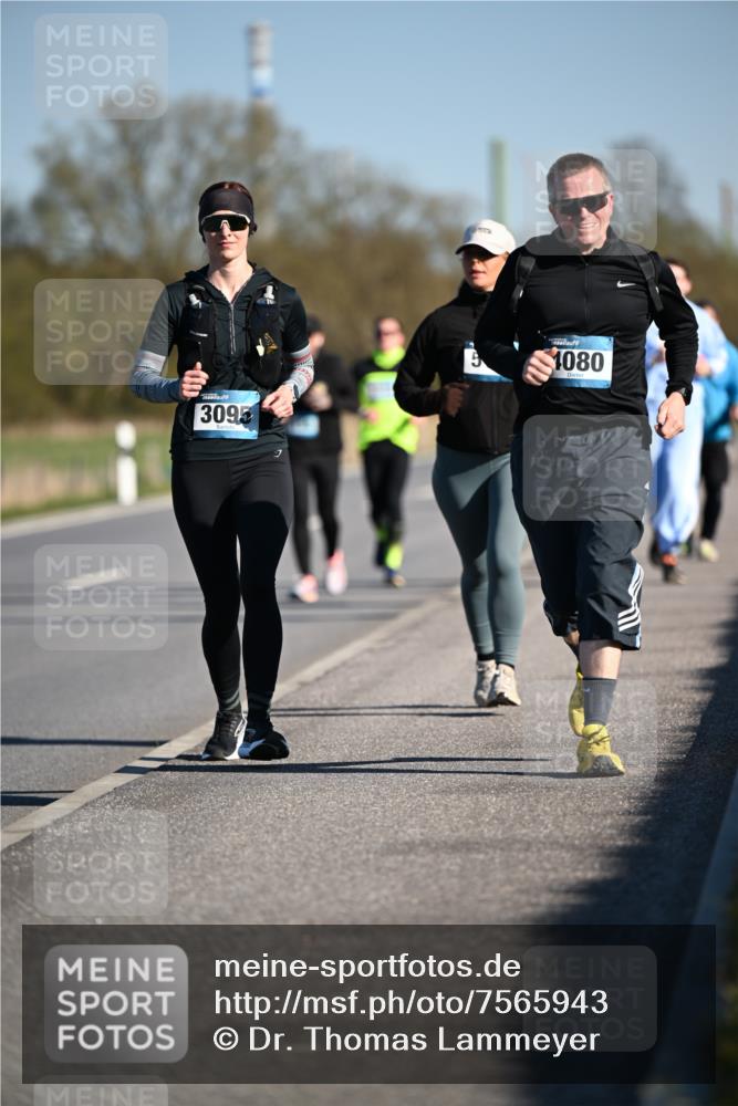 06.04.2025 - 44. Internationalen Wilhelmsburger Insellauf Dr. Thomas Lammeyer http://msf.ph/oto/7565943 06.04.2025 09:41:34 Laufen 3095, 1080 meine-sportfotos.de
