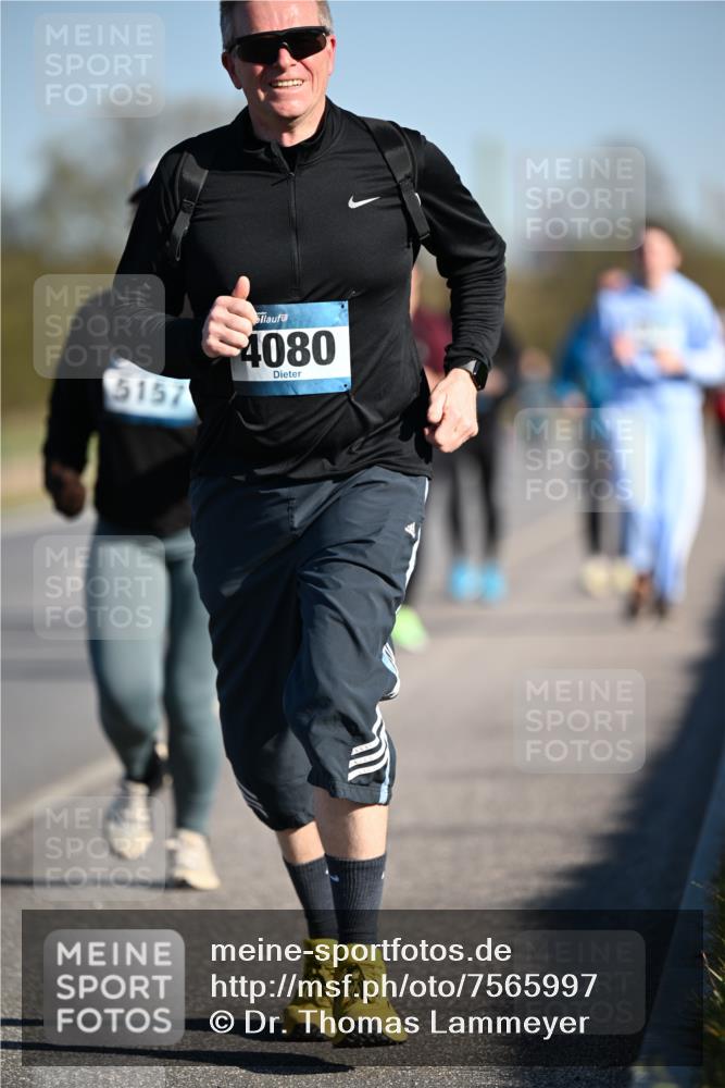 06.04.2025 - 44. Internationalen Wilhelmsburger Insellauf Dr. Thomas Lammeyer http://msf.ph/oto/7565997 06.04.2025 09:41:37 Laufen 5157, 4080 meine-sportfotos.de