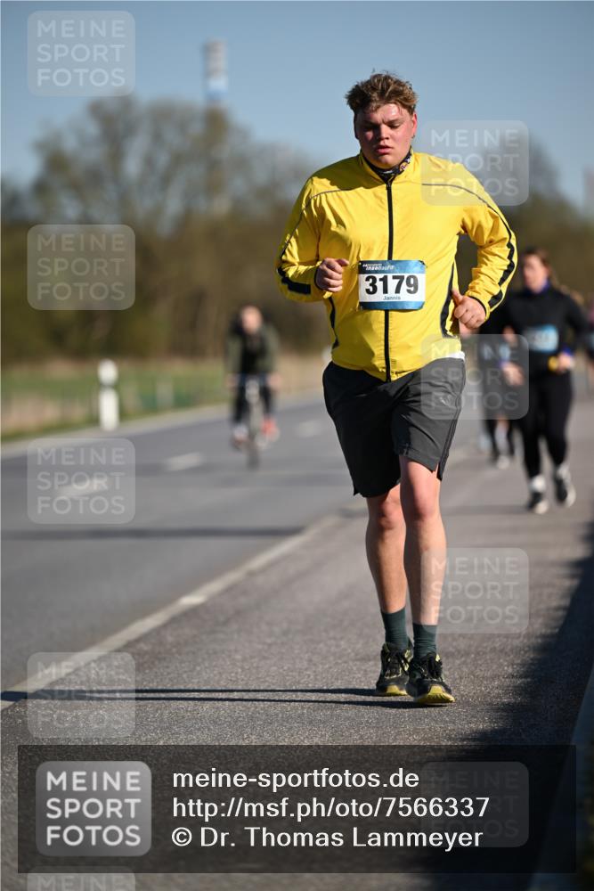06.04.2025 - 44. Internationalen Wilhelmsburger Insellauf Dr. Thomas Lammeyer http://msf.ph/oto/7566337 06.04.2025 09:42:05 Laufen 3179 meine-sportfotos.de