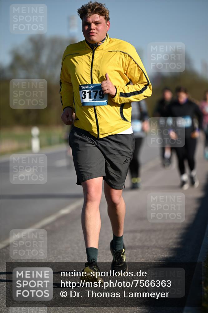 06.04.2025 - 44. Internationalen Wilhelmsburger Insellauf Dr. Thomas Lammeyer http://msf.ph/oto/7566363 06.04.2025 09:42:07 Laufen 3179 meine-sportfotos.de