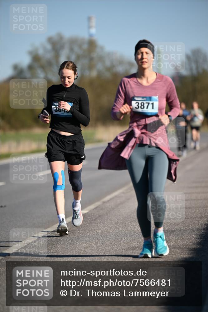 06.04.2025 - 44. Internationalen Wilhelmsburger Insellauf Dr. Thomas Lammeyer http://msf.ph/oto/7566481 06.04.2025 09:42:19 Laufen 364, 3871 meine-sportfotos.de