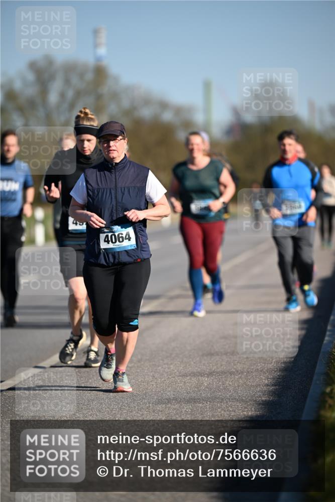 06.04.2025 - 44. Internationalen Wilhelmsburger Insellauf Dr. Thomas Lammeyer http://msf.ph/oto/7566636 06.04.2025 09:42:37 Laufen 4064 meine-sportfotos.de