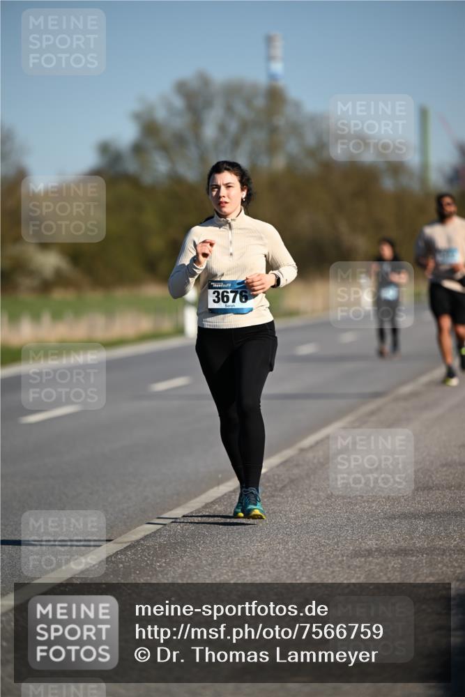 06.04.2025 - 44. Internationalen Wilhelmsburger Insellauf Dr. Thomas Lammeyer http://msf.ph/oto/7566759 06.04.2025 09:42:51 Laufen 3676 meine-sportfotos.de