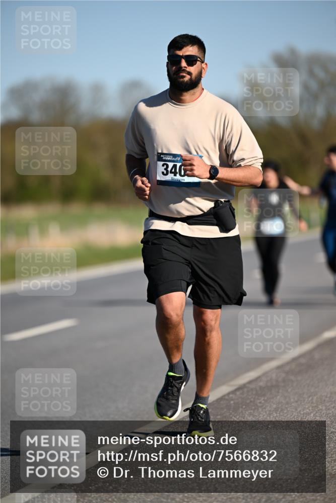 06.04.2025 - 44. Internationalen Wilhelmsburger Insellauf Dr. Thomas Lammeyer http://msf.ph/oto/7566832 06.04.2025 09:43:01 Laufen 340 meine-sportfotos.de