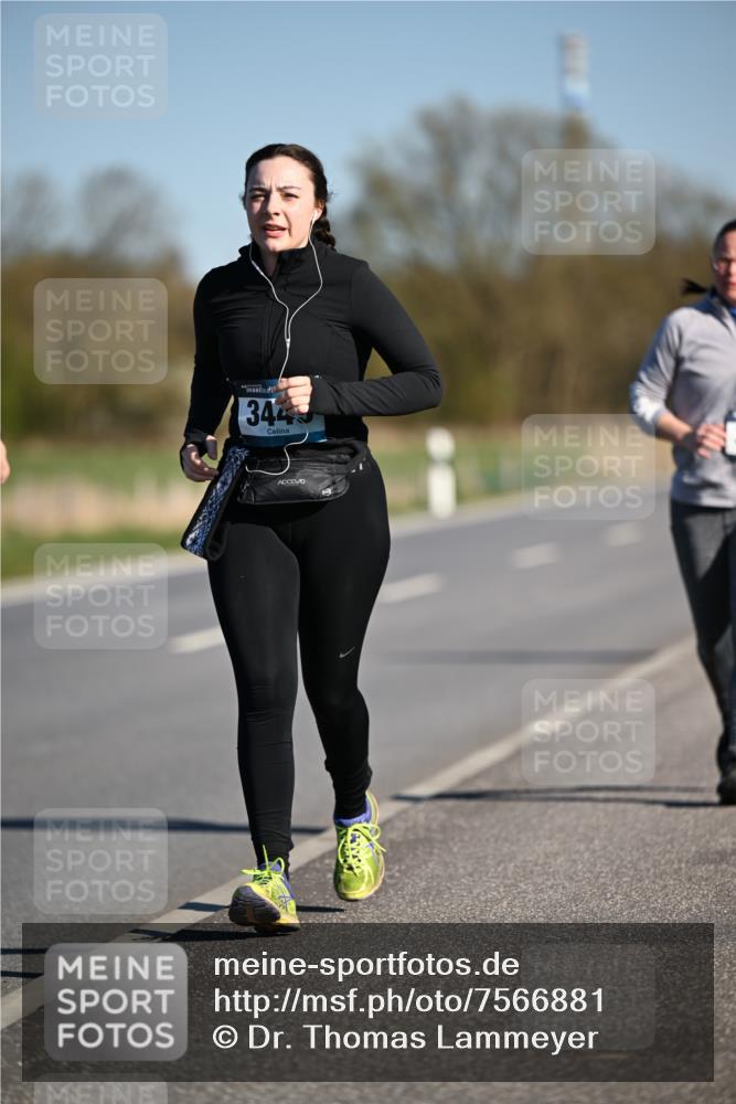 06.04.2025 - 44. Internationalen Wilhelmsburger Insellauf Dr. Thomas Lammeyer http://msf.ph/oto/7566881 06.04.2025 09:43:07 Laufen 344 meine-sportfotos.de