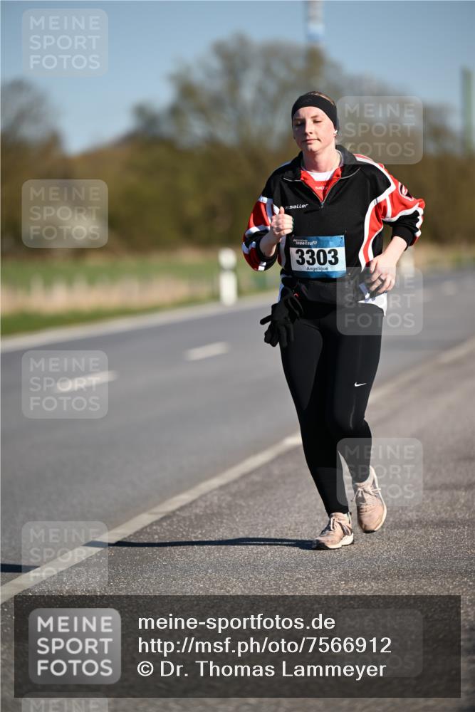 06.04.2025 - 44. Internationalen Wilhelmsburger Insellauf Dr. Thomas Lammeyer http://msf.ph/oto/7566912 06.04.2025 09:43:13 Laufen 3303 meine-sportfotos.de