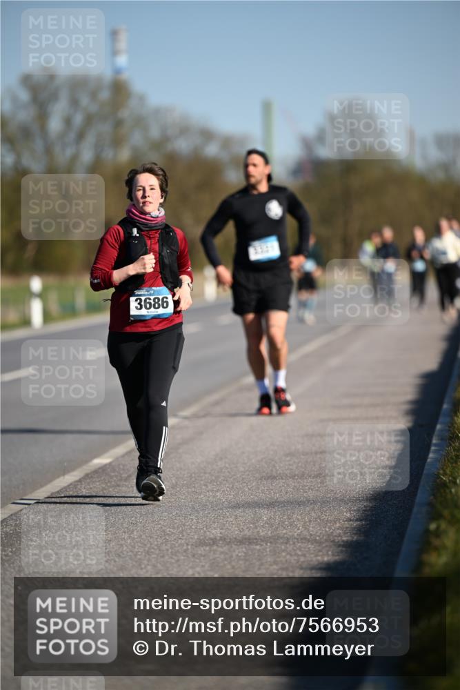06.04.2025 - 44. Internationalen Wilhelmsburger Insellauf Dr. Thomas Lammeyer http://msf.ph/oto/7566953 06.04.2025 09:43:23 Laufen 3686 meine-sportfotos.de