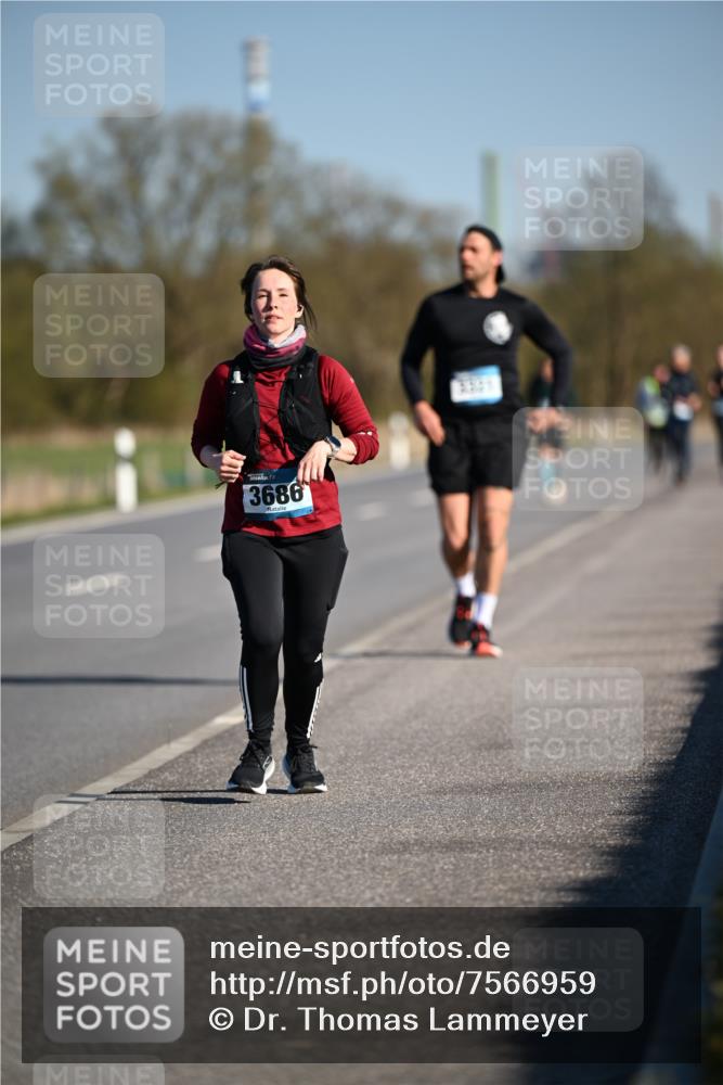 06.04.2025 - 44. Internationalen Wilhelmsburger Insellauf Dr. Thomas Lammeyer http://msf.ph/oto/7566959 06.04.2025 09:43:24 Laufen 3686 meine-sportfotos.de