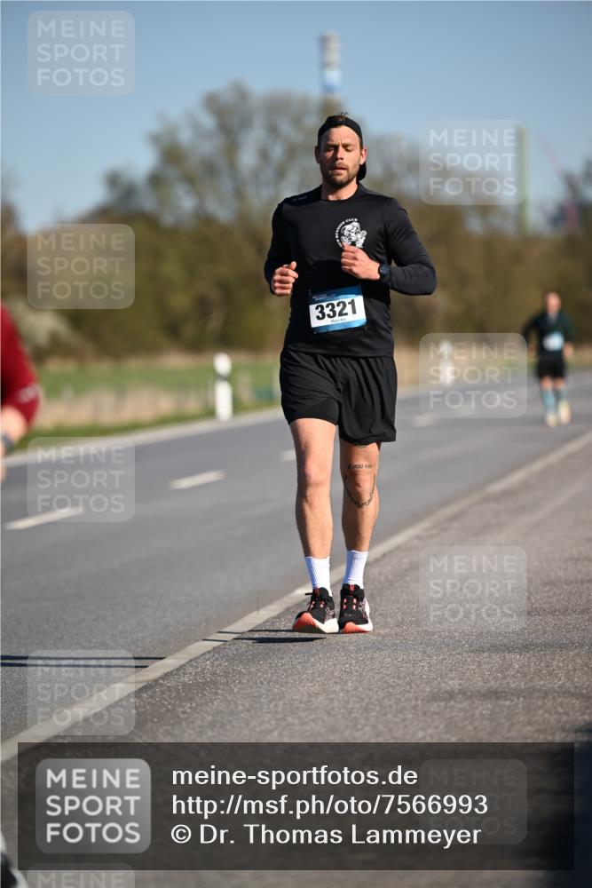 06.04.2025 - 44. Internationalen Wilhelmsburger Insellauf Dr. Thomas Lammeyer http://msf.ph/oto/7566993 06.04.2025 09:43:27 Laufen 3321 meine-sportfotos.de