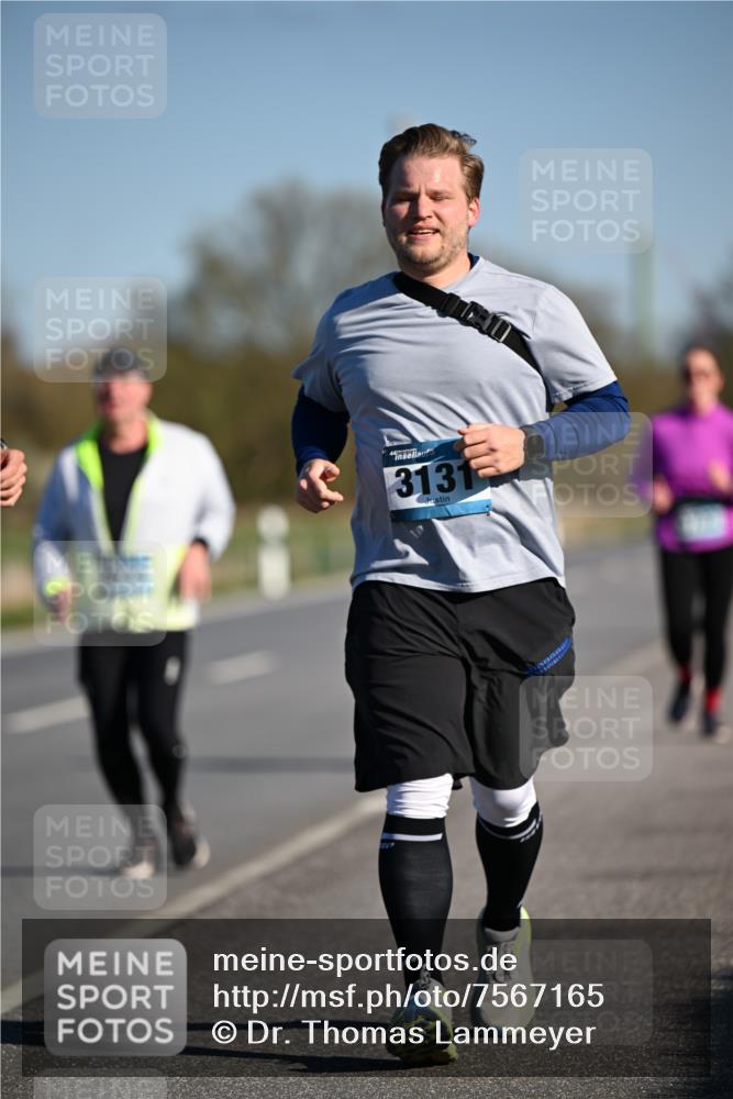 06.04.2025 - 44. Internationalen Wilhelmsburger Insellauf Dr. Thomas Lammeyer http://msf.ph/oto/7567165 06.04.2025 09:43:56 Laufen 3131 meine-sportfotos.de