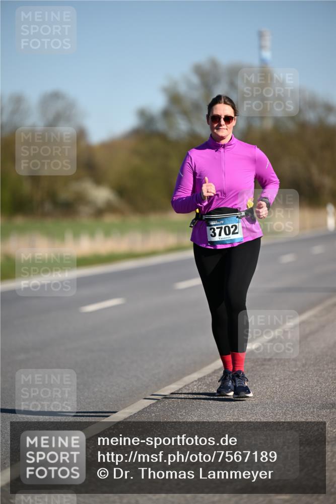 06.04.2025 - 44. Internationalen Wilhelmsburger Insellauf Dr. Thomas Lammeyer http://msf.ph/oto/7567189 06.04.2025 09:44:00 Laufen 3702 meine-sportfotos.de