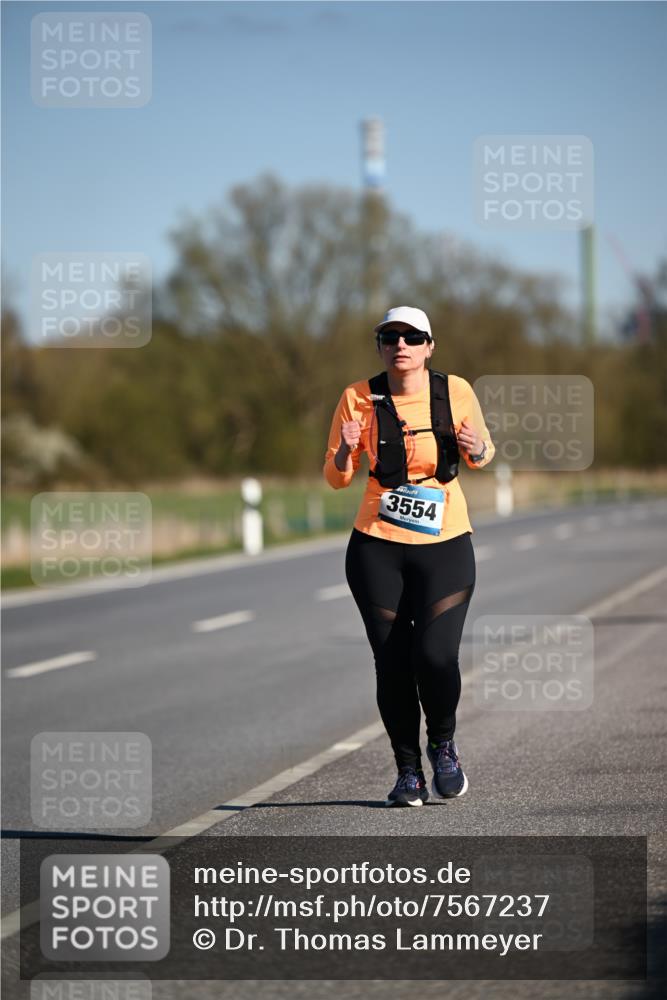06.04.2025 - 44. Internationalen Wilhelmsburger Insellauf Dr. Thomas Lammeyer http://msf.ph/oto/7567237 06.04.2025 09:44:08 Laufen 3554 meine-sportfotos.de