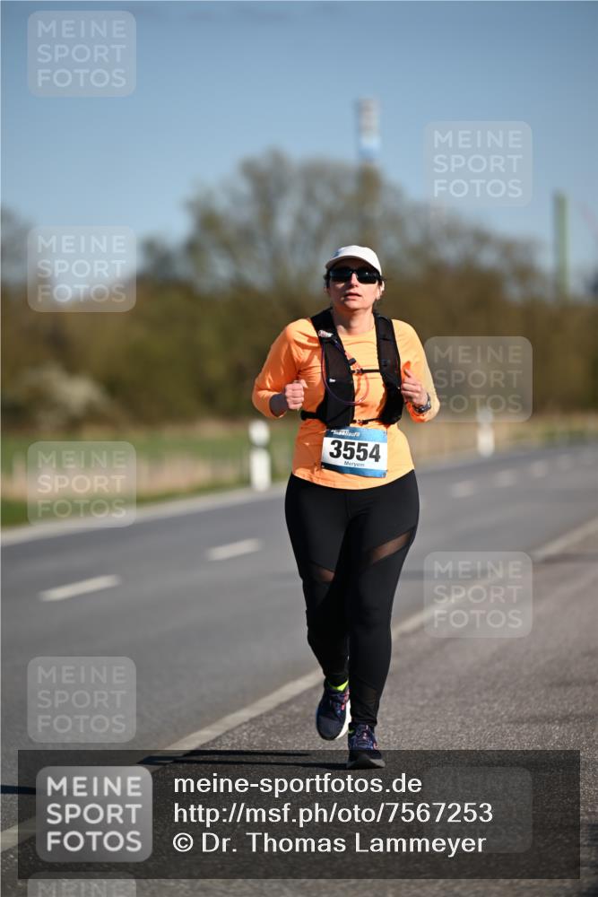 06.04.2025 - 44. Internationalen Wilhelmsburger Insellauf Dr. Thomas Lammeyer http://msf.ph/oto/7567253 06.04.2025 09:44:09 Laufen 3554 meine-sportfotos.de